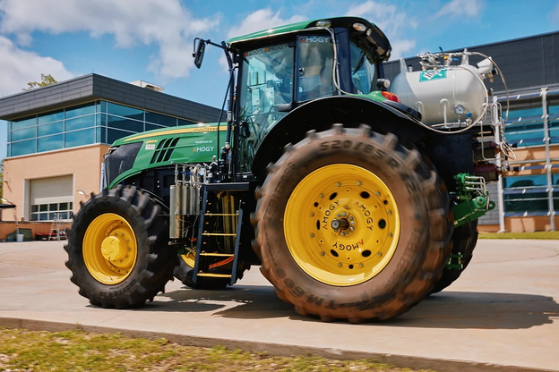 Prvi traktor na pogon amonijaka Prvi traktor na pogon amonijaka