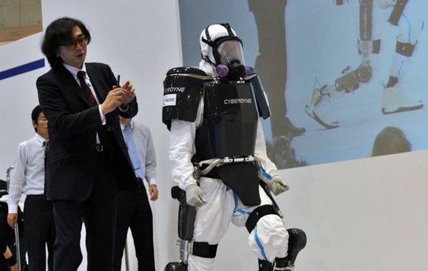 Robotizirano odijelo upravljano moždanim valovima Robotizirano odijelo upravljano moždanim valovima