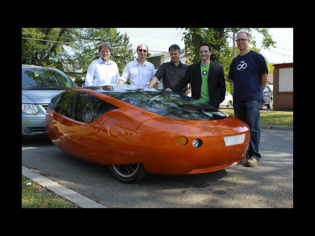 VIDEO: 3D printani "zeleni" automobil VIDEO: 3D printani "zeleni" automobil