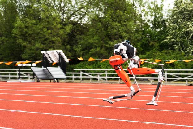 VIDEO: Cassie srušila rekord na 100 m za dvonožne robote