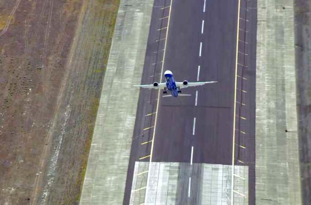 VIDEO: Ekstremno letenje Boeingom 787-9