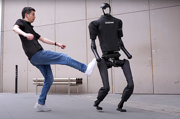 VIDEO: H1 je novi humanoidni robot opće namjene VIDEO: H1 je novi humanoidni robot opće namjene