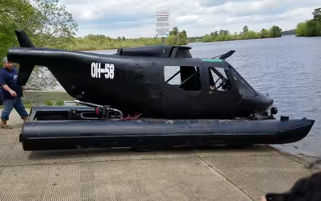 VIDEO: Helikopter postao trkaći auto amfibija