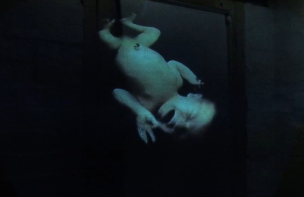 VIDEO: Hologramsko dijete lebdi kroz zrak VIDEO: Hologramsko dijete lebdi kroz zrak
