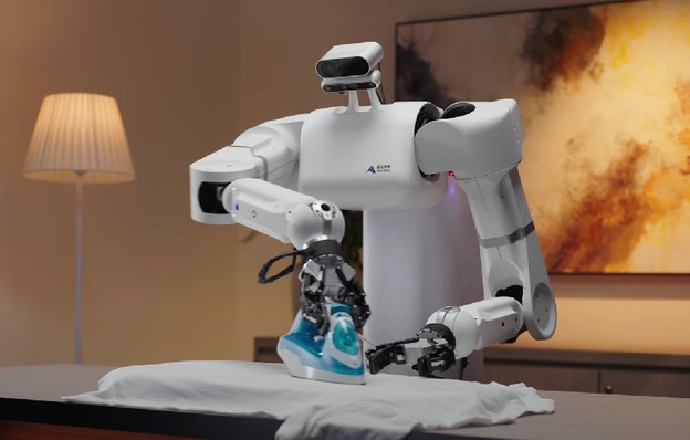 VIDEO: Kućanski robot kojeg bismo svi htjeli VIDEO: Kućanski robot kojeg bismo svi htjeli
