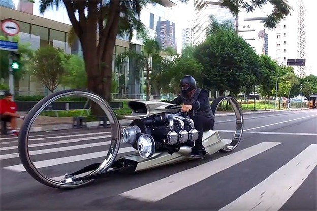 VIDEO: Motocikl s avionskim motorom osvojio Daytonu VIDEO: Motocikl s avionskim motorom osvojio Daytonu