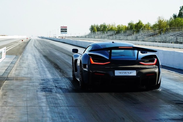 VIDEO: Nevera je službeno najbrži serijski auto po ubrzanju