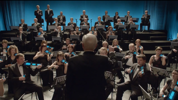 VIDEO: Orkestar od 227 mobitela i tableta svira Carmen
