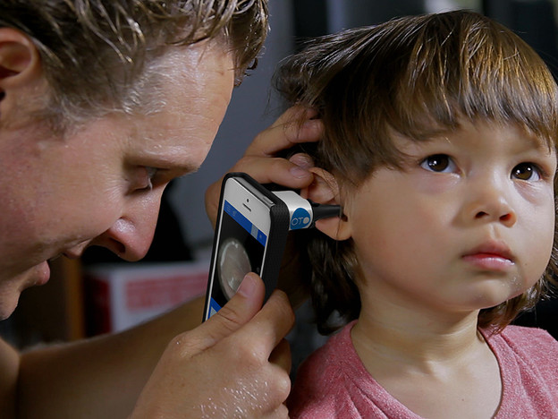 VIDEO: Oto Home gadget za pregled uha mobitelom