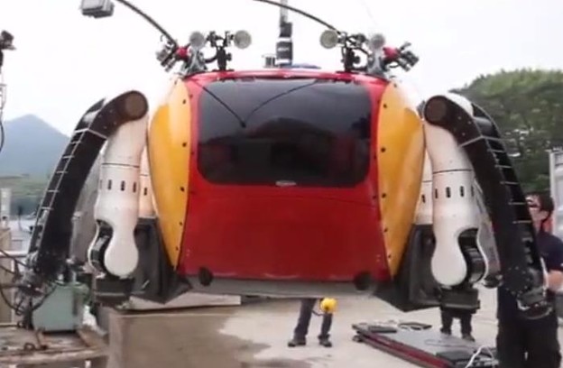 VIDEO: Podvodno testiranje "raka" od 650 kilograma VIDEO: Podvodno testiranje "raka" od 650 kilograma