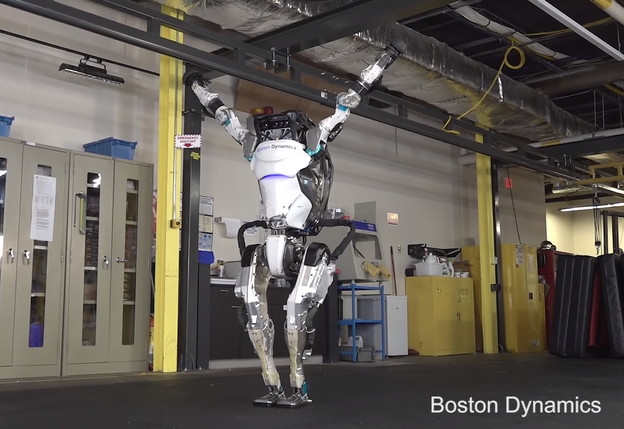 VIDEO: Pomalo zastrašujući parkour Atlas robota