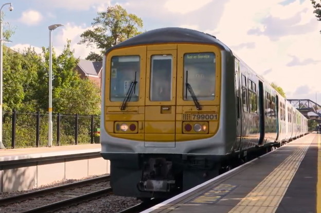 VIDEO: Prvi vlak na vodik stigao na britanske pruge