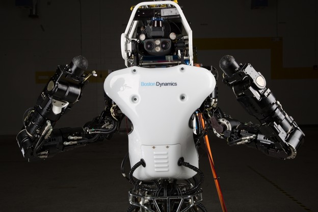 VIDEO: Ratnom robotu su prerezali žice