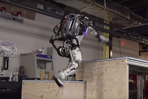 VIDEO: Robot Atlas naučio vještinu parkoura VIDEO: Robot Atlas naučio vještinu parkoura