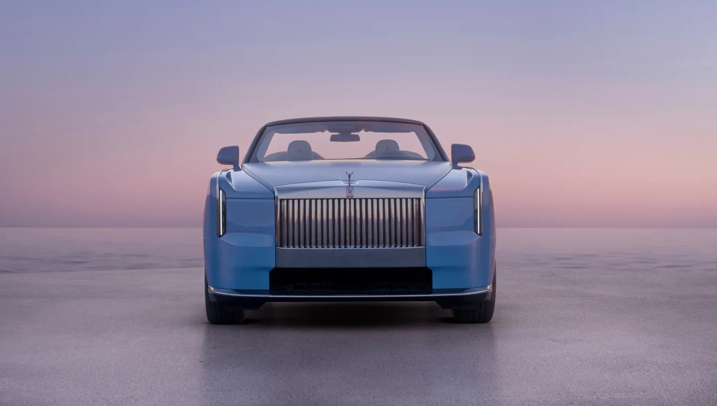 VIDEO: Rolls-Royceov prvi električni kabriolet