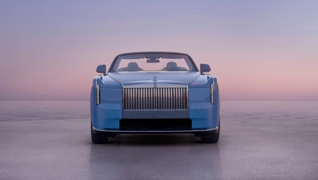 VIDEO: Rolls-Royceov prvi električni kabriolet