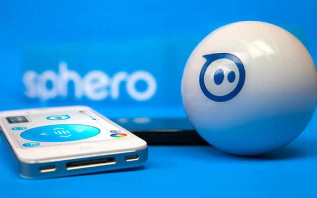 VIDEO: Sphero je poklon za geekove koji imaju sve