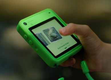 VIDEO: Telefon tjera djecu u prirodu