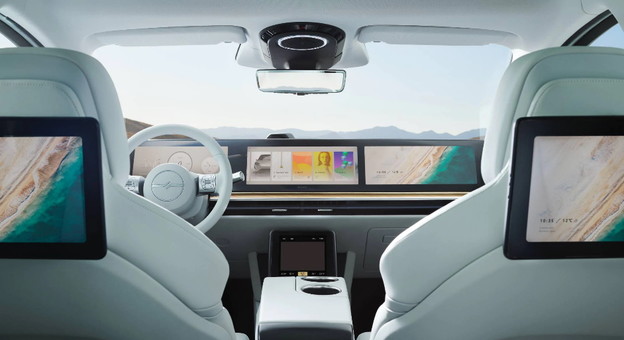 VIDEO: Vision S 02 je auto s 5G VIDEO: Vision S 02 je auto s 5G