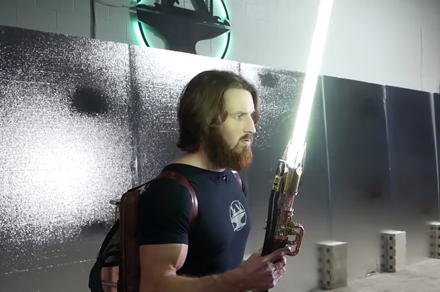 VIDEO: YouTuber napravio funkcionalni lightsaber