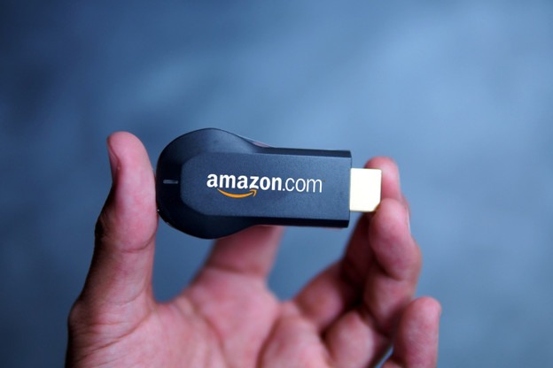 Amazonov USB dongle Set-Top Box s PC game streamingom Amazonov USB dongle Set-Top Box s PC game streamingom