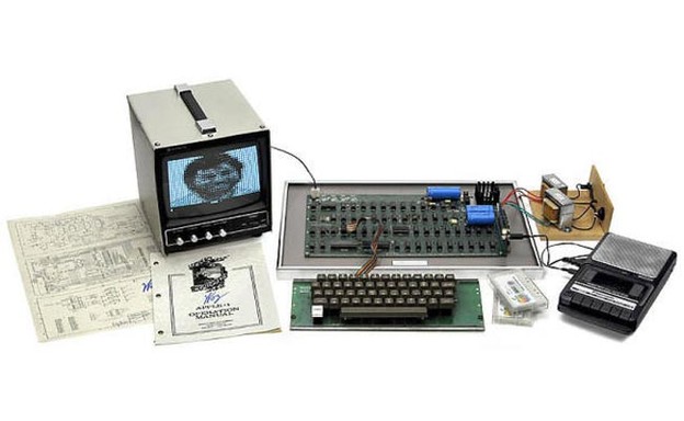 Apple-1 računalo po cijeni od 2 milijuna kuna Apple-1 računalo po cijeni od 2 milijuna kuna