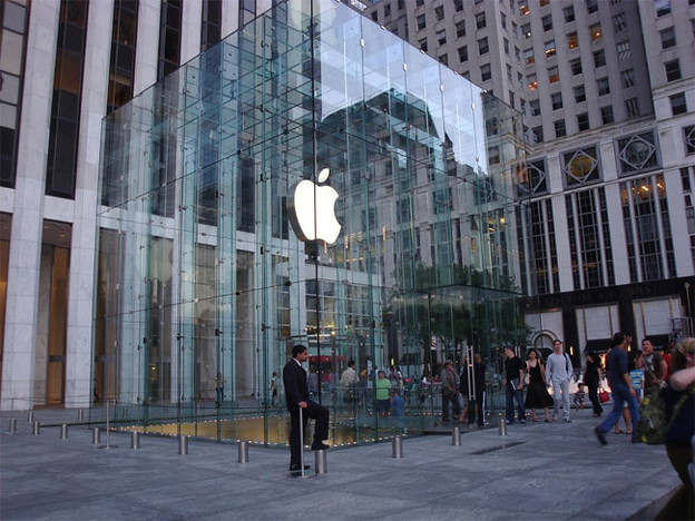 Apple traži 3 milijarde dolara od Samsunga Apple traži 3 milijarde dolara od Samsunga