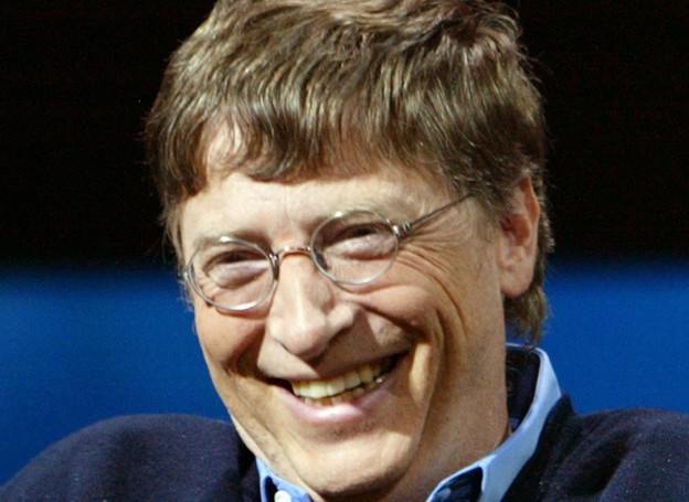 Bill Gates se vraća spasiti Microsoft Bill Gates se vraća spasiti Microsoft