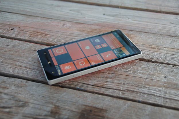 Facebook započeo blokirati aplikaciju na Windows Phoneu 8 Facebook započeo blokirati aplikaciju na Windows Phoneu 8