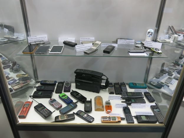 Hrvat najveći kolekcionar mobitela na svijetu Hrvat najveći kolekcionar mobitela na svijetu