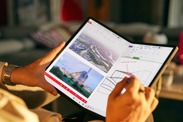 I Lenovo ima preklopni tablet sa savitljivim zaslonom I Lenovo ima preklopni tablet sa savitljivim zaslonom