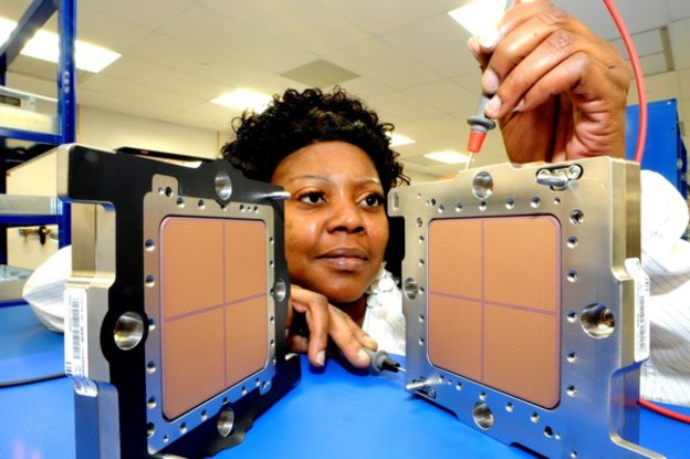 IBM povećava brzinu zEnterprise 196 procesora na 5,5 GHz IBM povećava brzinu zEnterprise 196 procesora na 5,5 GHz