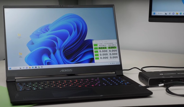 Intel predstavio prvi Thunderbolt 5 laptop Intel predstavio prvi Thunderbolt 5 laptop