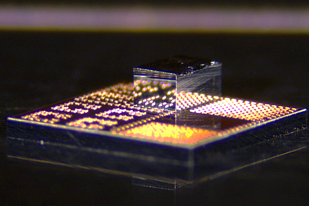 Novi 3D čipovi za bržu i učinkovitiju elektroniku Novi 3D čipovi za bržu i učinkovitiju elektroniku