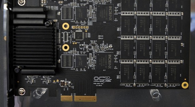 OCZ-ov Vector SSD koji radi na 930 MB/s OCZ-ov Vector SSD koji radi na 930 MB/s