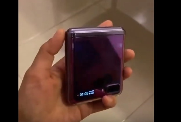 Procurio video Galaxy Z Flip telefona Procurio video Galaxy Z Flip telefona
