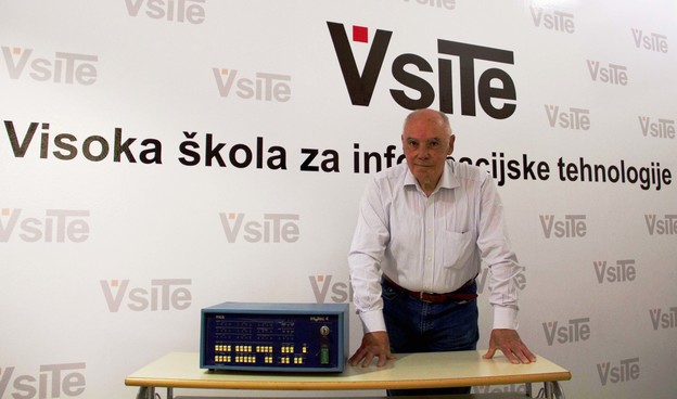 Promocija knjige Stjenka Bojanića: Mikrokontroleri Promocija knjige Stjenka Bojanića: Mikrokontroleri