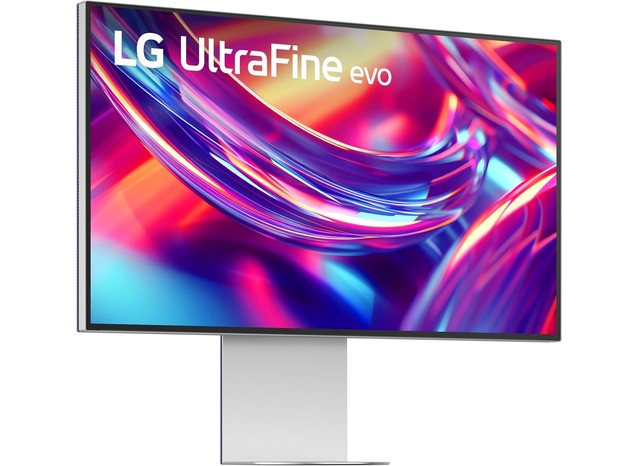 Prvi 6K monitor na svijetu s Thunderboltom 5 Prvi 6K monitor na svijetu s Thunderboltom 5