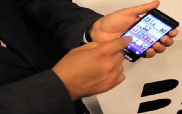 Prvi video novog BlackBerry 10 telefona