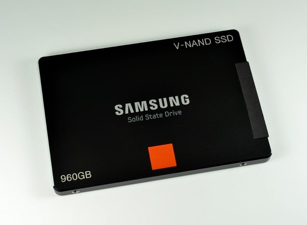 Samsung predstavio prvi 3D V-NAND SSD
