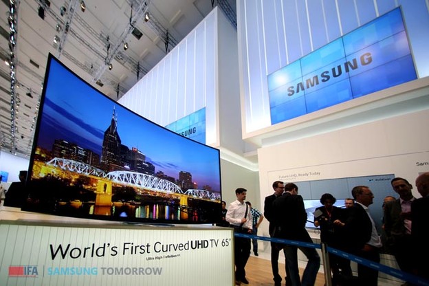 Samsung predstavio zakrivljene UHD OLED TV-e