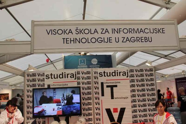 Studiranje informatike osigurava budućnost Studiranje informatike osigurava budućnost