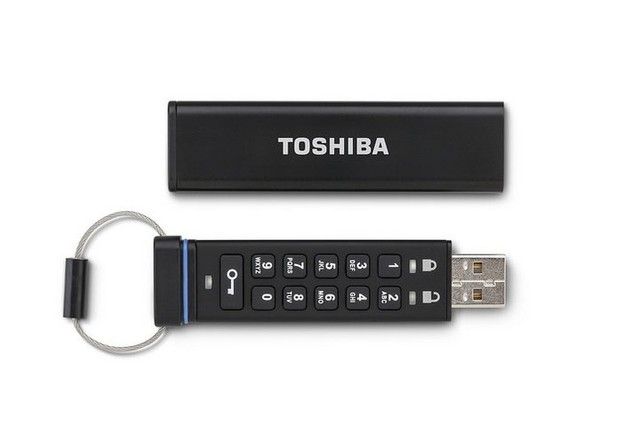 Toshibin USB s PIN tipkama za enkripciju