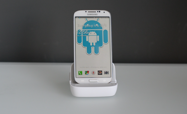 VIDEO: Andromium platforma pretvara telefon u desktop PC VIDEO: Andromium platforma pretvara telefon u desktop PC