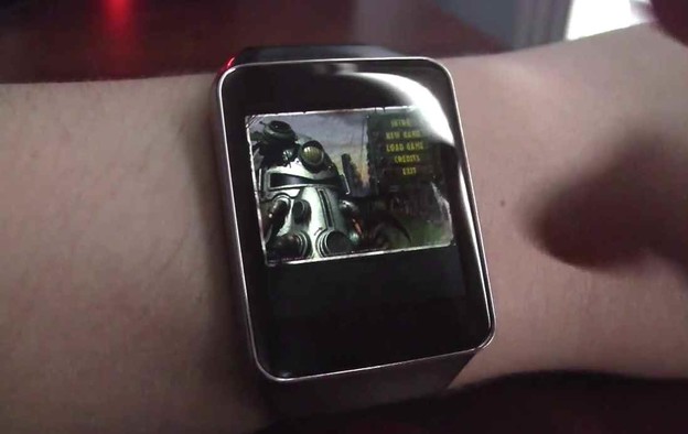 VIDEO: Fallout, Windows 95 i GameBoy na Android Wearu VIDEO: Fallout, Windows 95 i GameBoy na Android Wearu