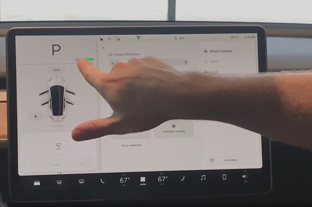 VIDEO: Kako funkcionira tablet u Tesla Model 3