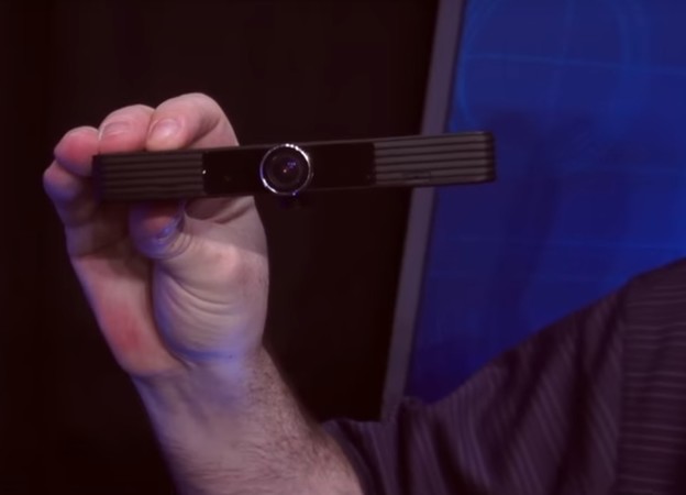 VIDEO: Kombinacija Compute Sticka i Real Sense kamere VIDEO: Kombinacija Compute Sticka i Real Sense kamere
