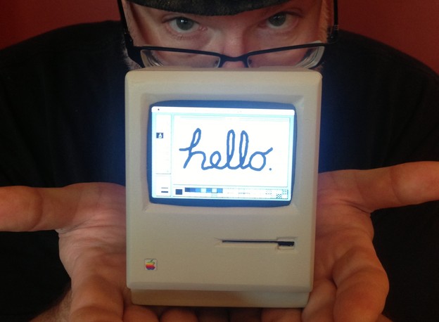 VIDEO: Raspberry Pi za repliku starog Maca VIDEO: Raspberry Pi za repliku starog Maca
