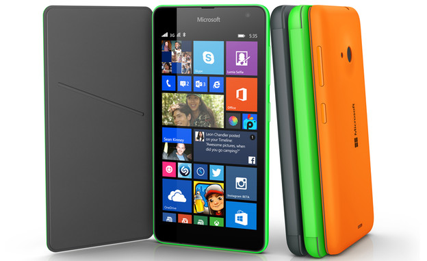 VIDEO: Stigao prvi Microsoft Lumia telefon VIDEO: Stigao prvi Microsoft Lumia telefon
