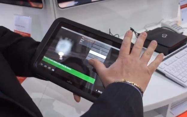 VIDEO: Tablet s ugrađenim čitačem dlana